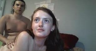 saturn_plays – newcomer couple having sex front cam – 06_16_2019
